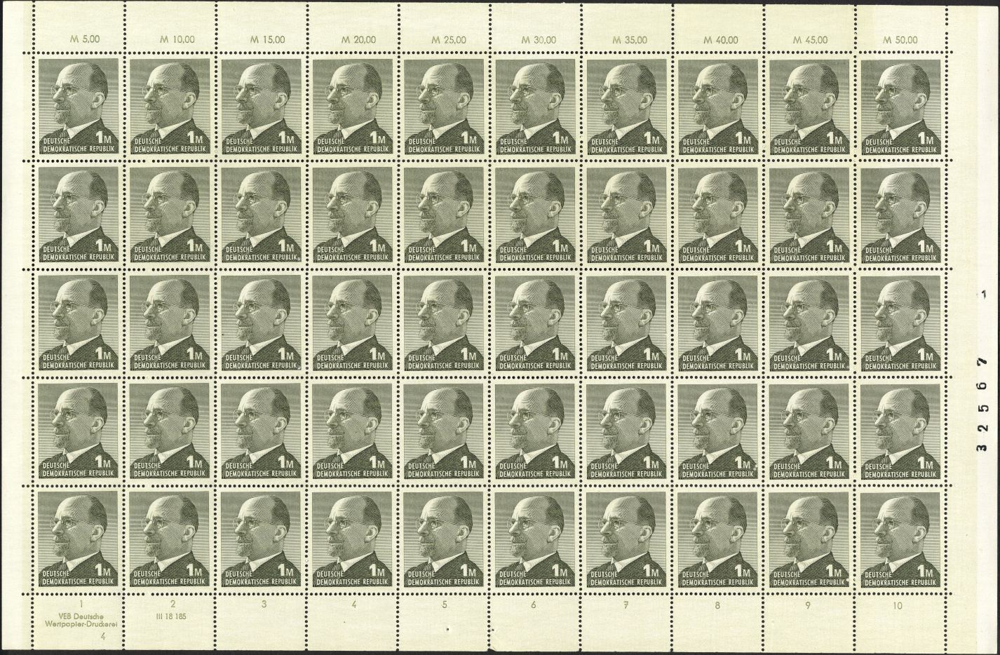 Image:ddr1481.3js.small_bg1.jpg