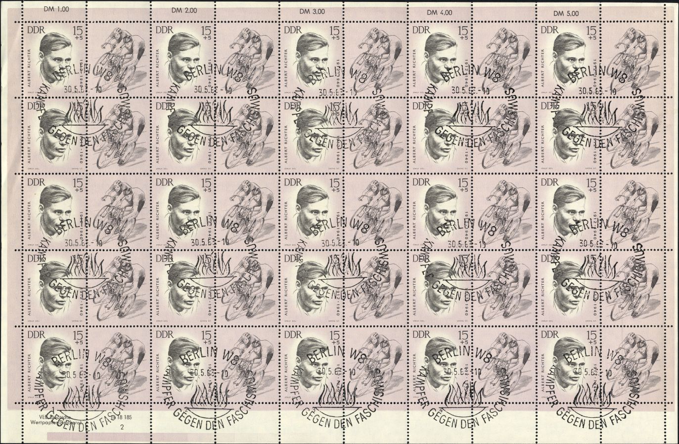 Image:ddr0960.7.small_bg1.jpg