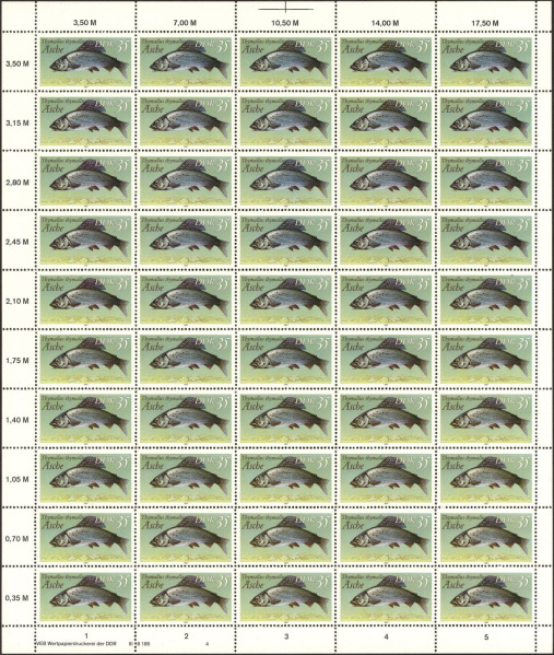 Datei:Ddr3098.4js.small bg1.jpg