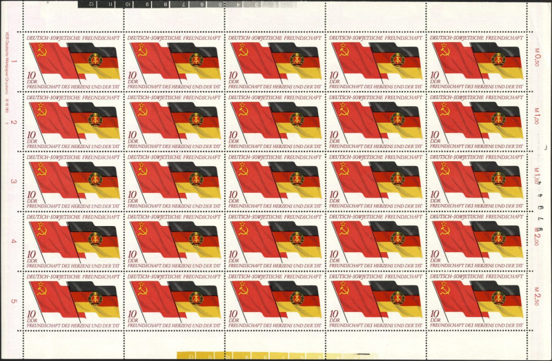 Datei:Ddr1759.8js.small bg1.jpg