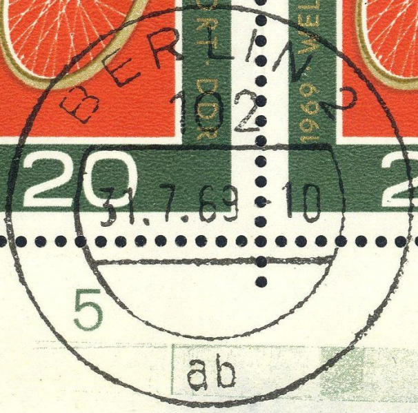 Datei:Ddr1492.2.big st.jpg