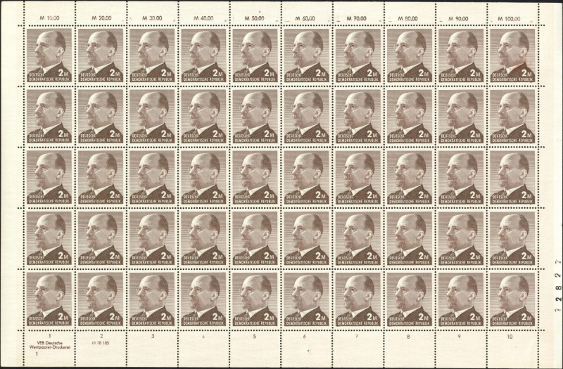 Datei:Ddr1482b.1js.small bg1.jpg