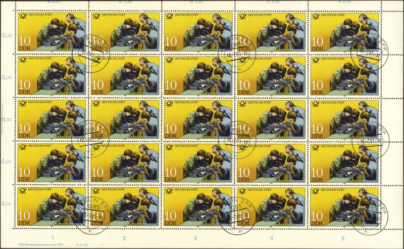 Datei:Ddr2584.11js.small bg1.jpg