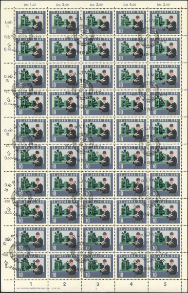 Datei:Ddr1065.2js.small bg1.jpg