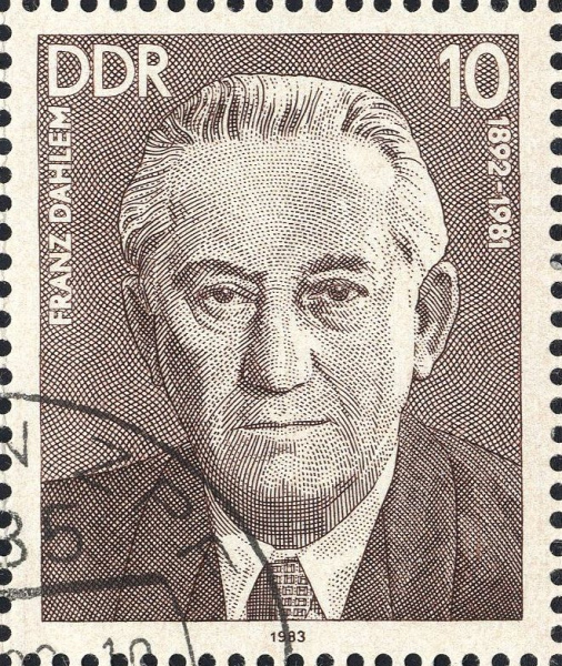 Datei:Ddr2765.3.big.jpg