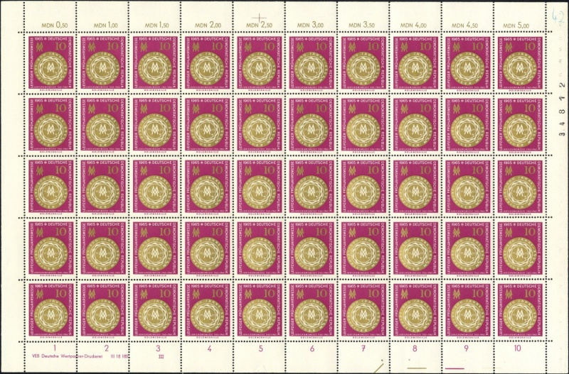 Datei:Ddr1090.2.small bg1.jpg