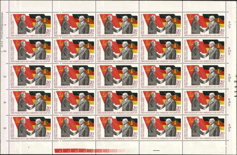 Datei:Ddr1760.4js.small bg1.jpg